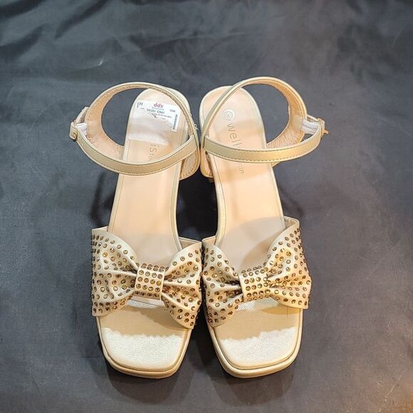 BRAND NEW WELLSFOUNTN RHINESTONE BOWNOT BLOCK HEEL OPEN-TOE SANDAL G1 - Picture 3 of 15